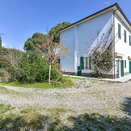 Cesarina Trilo Apartment